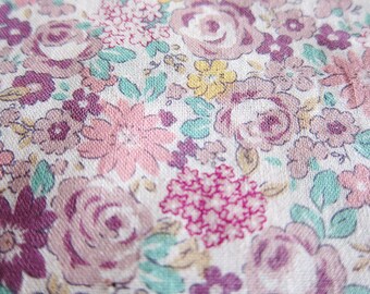 Roses and Daisies in Purple - Floral Fabric - Fat Quarter