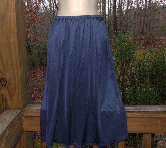 Vanity Fair Navy Blue Half SlipSize Medium