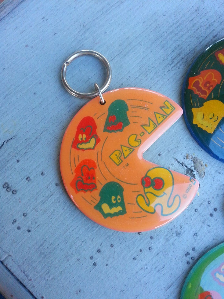 Rare 1980 Midway 3 Inch PACMAN Keychain in PEACH or by therpsajik