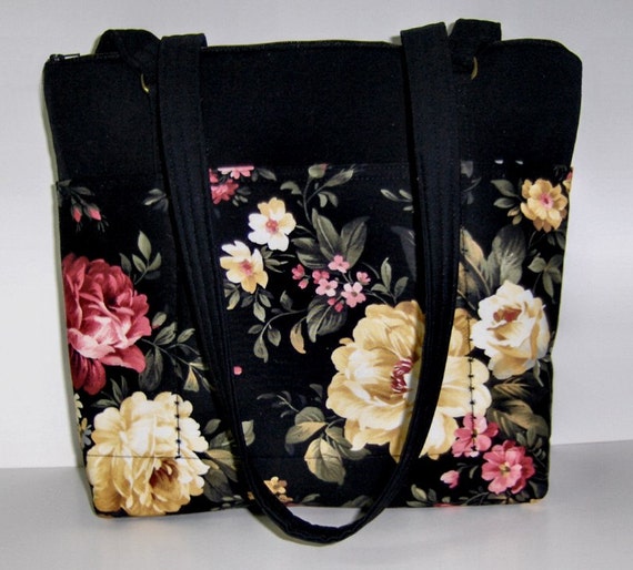 large tote bags with outside pockets