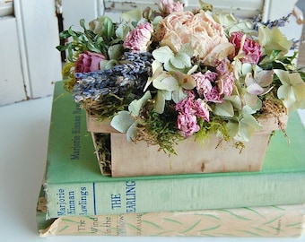 Spring Dried Flower Arrangement / Shabby Cottage Dried Floral / Peony, Lavender, Roses