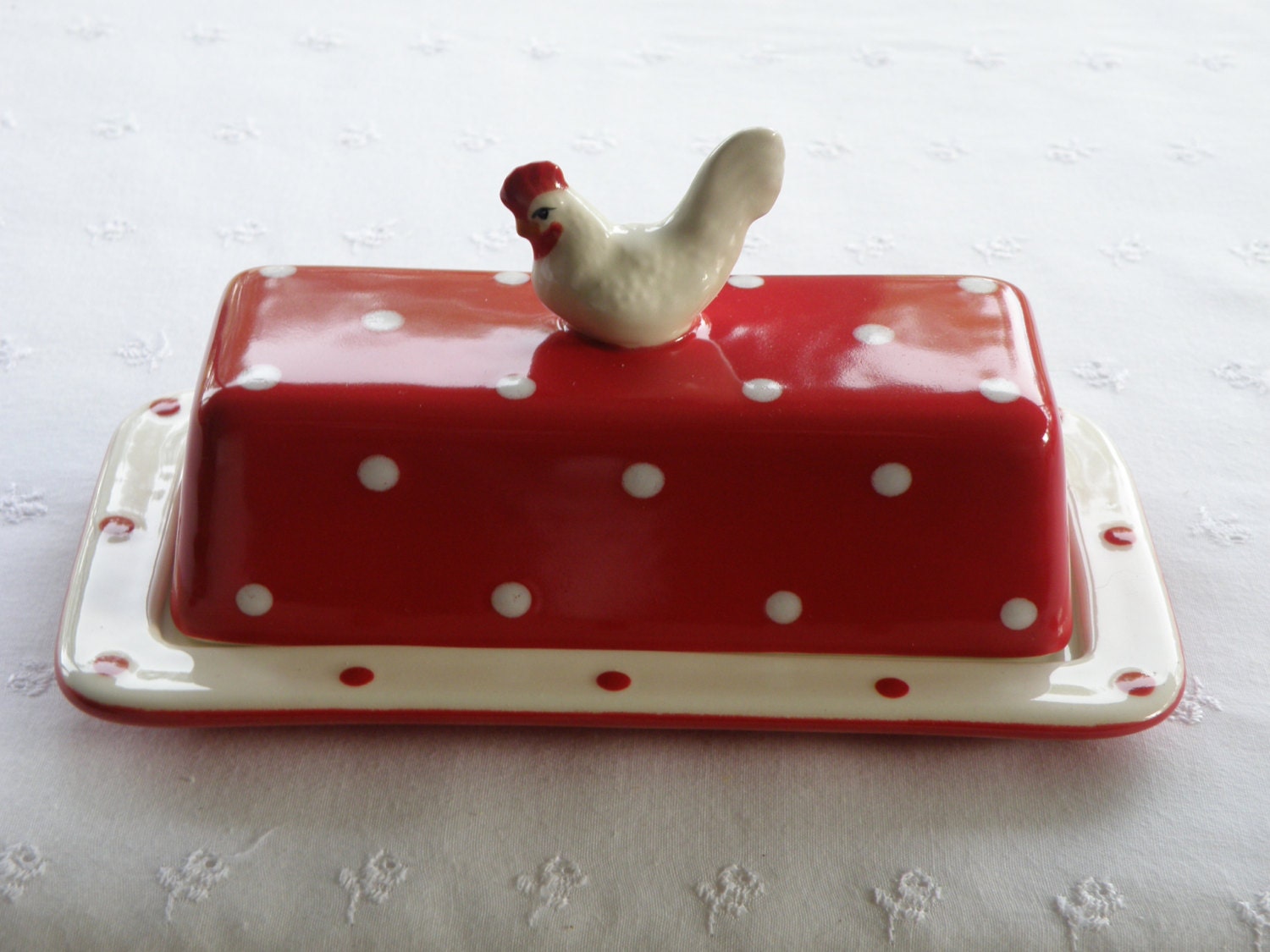 Butter Dish With Chicken / Hen / Rooster Knob 2 Piece Red