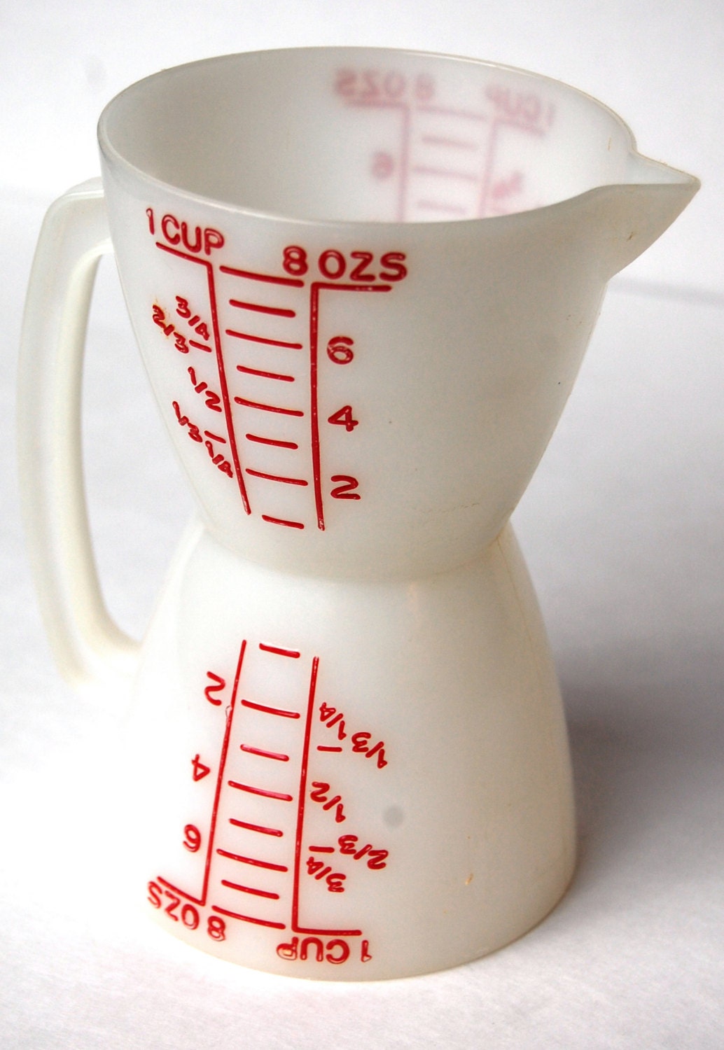 Vintage Tupperware Wet Dry Measuring Cup 8655