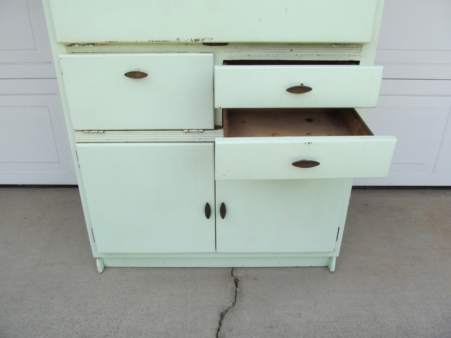 Vintage Pale Apple Green