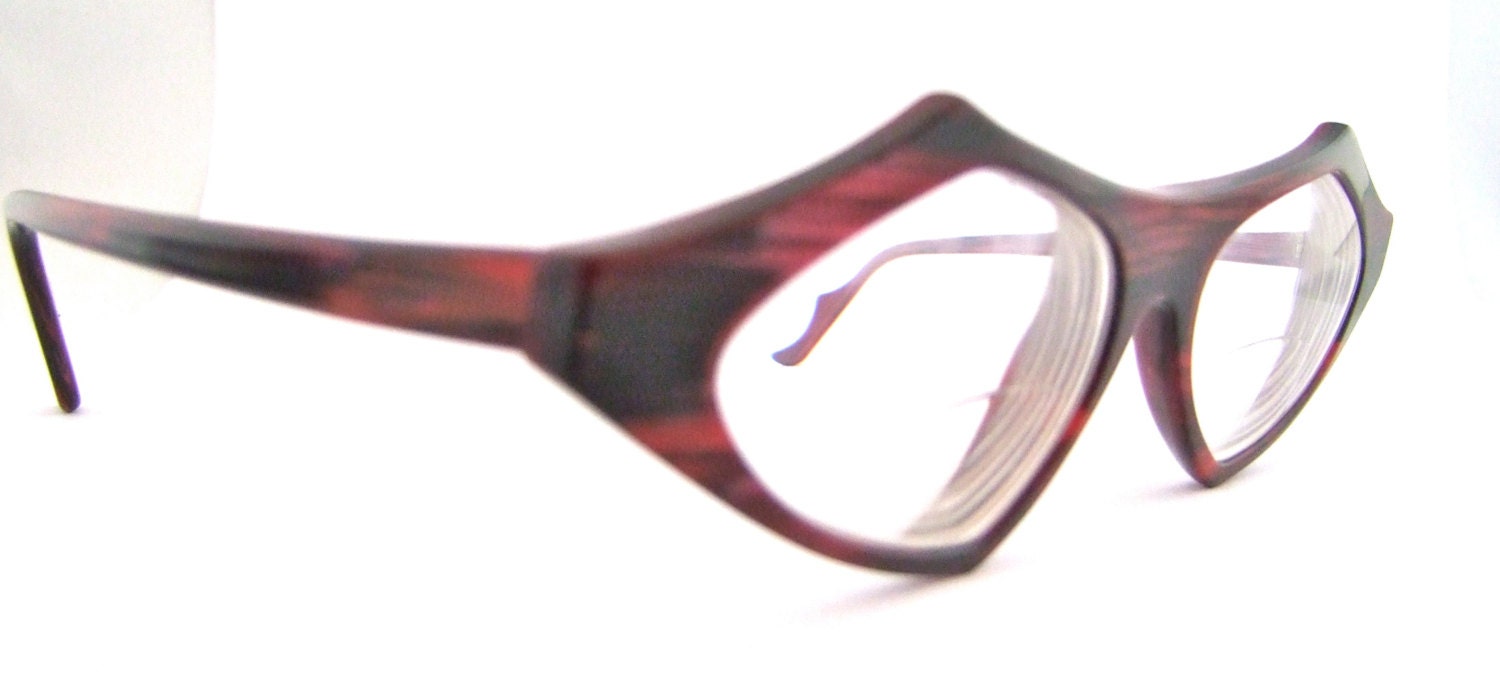 Futurist French Designer Eyeglasses // Amazing Style Frames