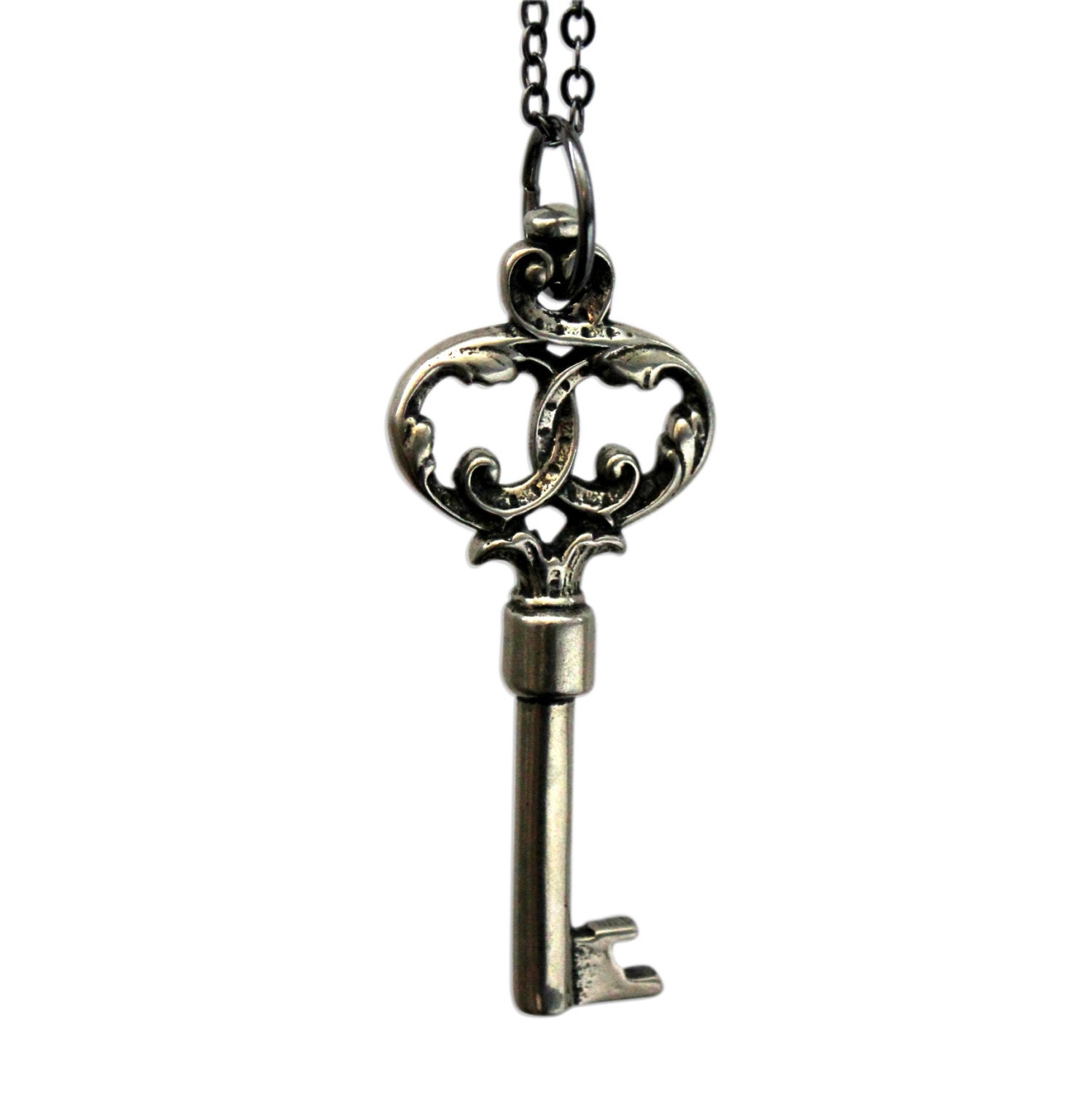 Skeleton Key Necklace Pendant Ornate White Bronze Victorian
