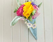 Tussie Mussie - Crochet Flower Cone - Wedding Decor