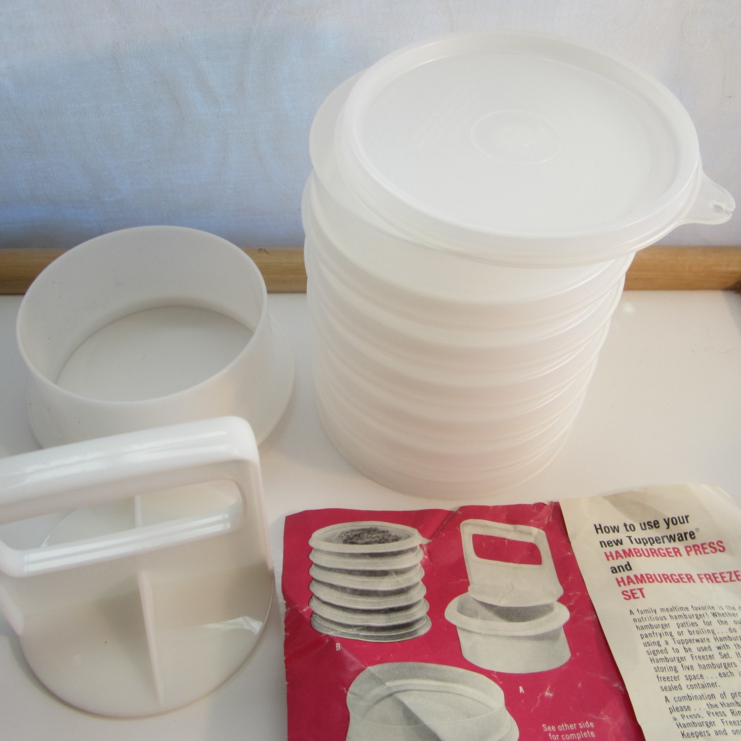 Vintage Tupperware Hamburger Patty Press Set / Baby Food