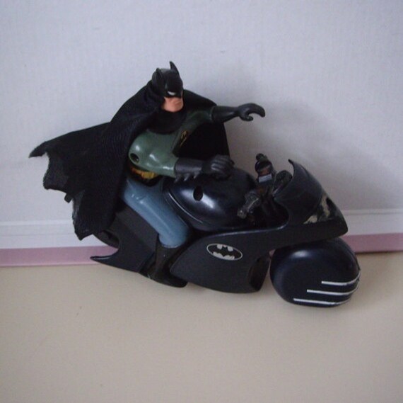 bat man bike toy