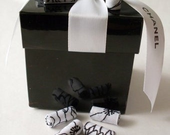 Textile Designer Black & White Beads LJO Collection Jewelry Beads