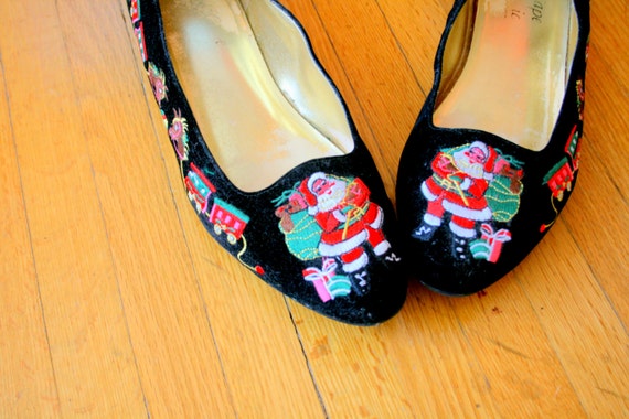 5 DOLLAR SALE//// CHRISTMAS Flats....santa. gifts. by retroandme