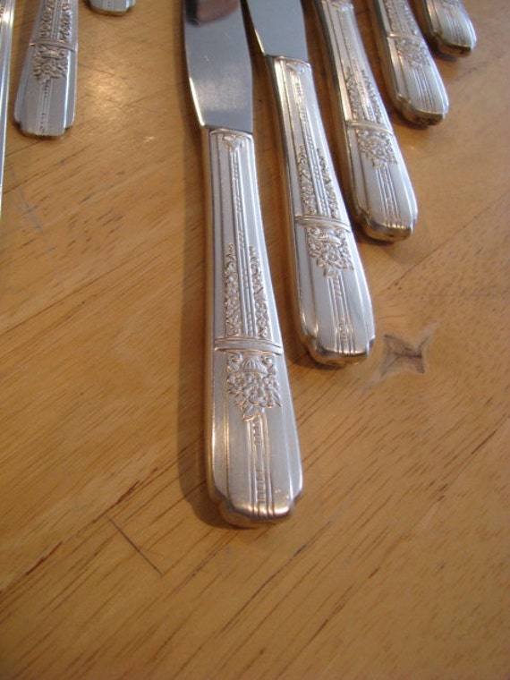 Vintage Wm. A. Rogers A1 Plus Oneida Flatware Set