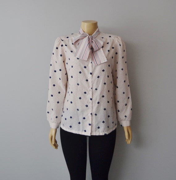 Vintage 1980s secretary blouse large bow size by AlicjaVintage