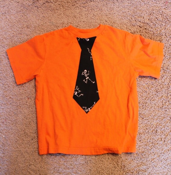 how to tie t shirts in the front