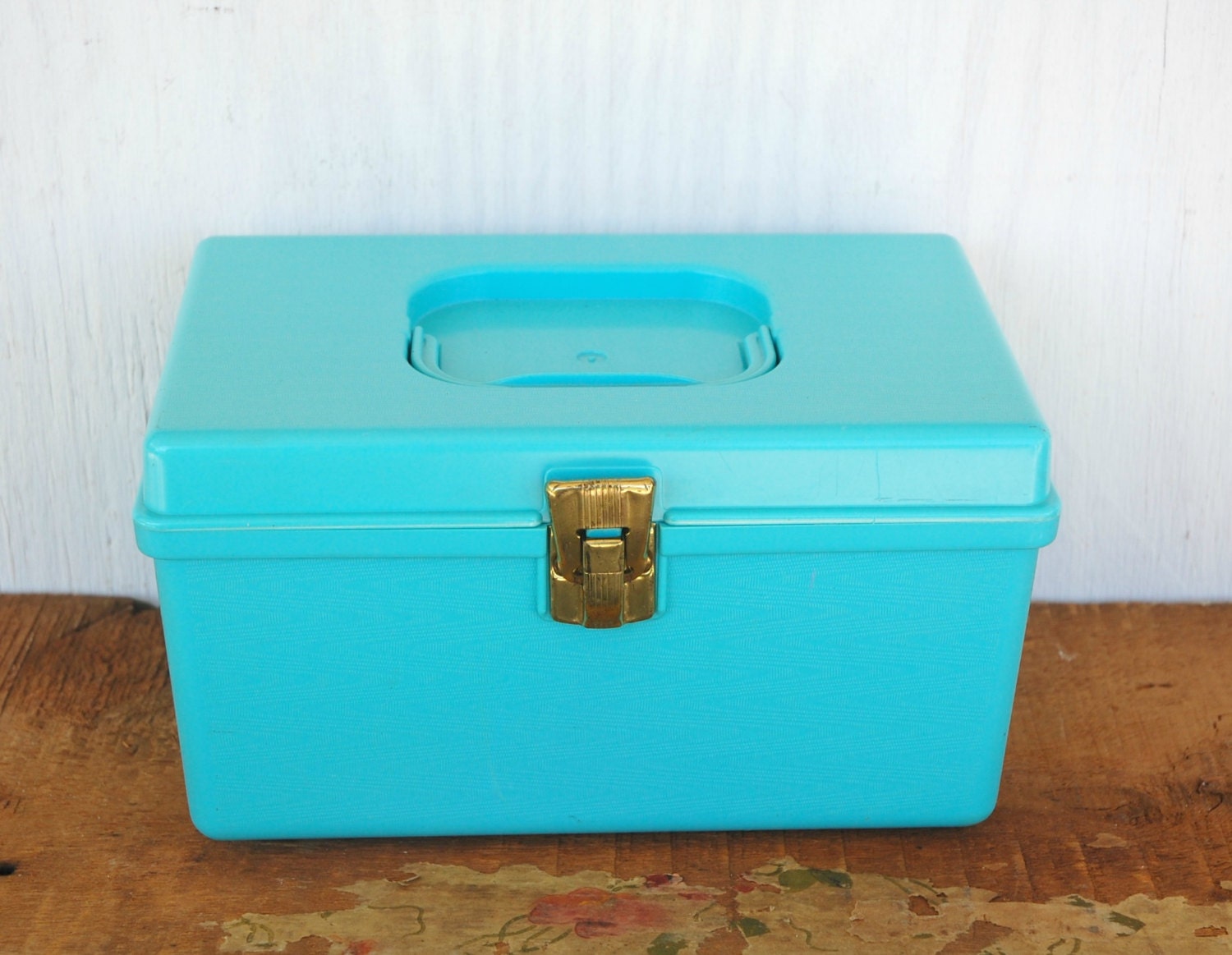 Vintage Aqua Small Plastic Sewing Box by Wilson Mfg.