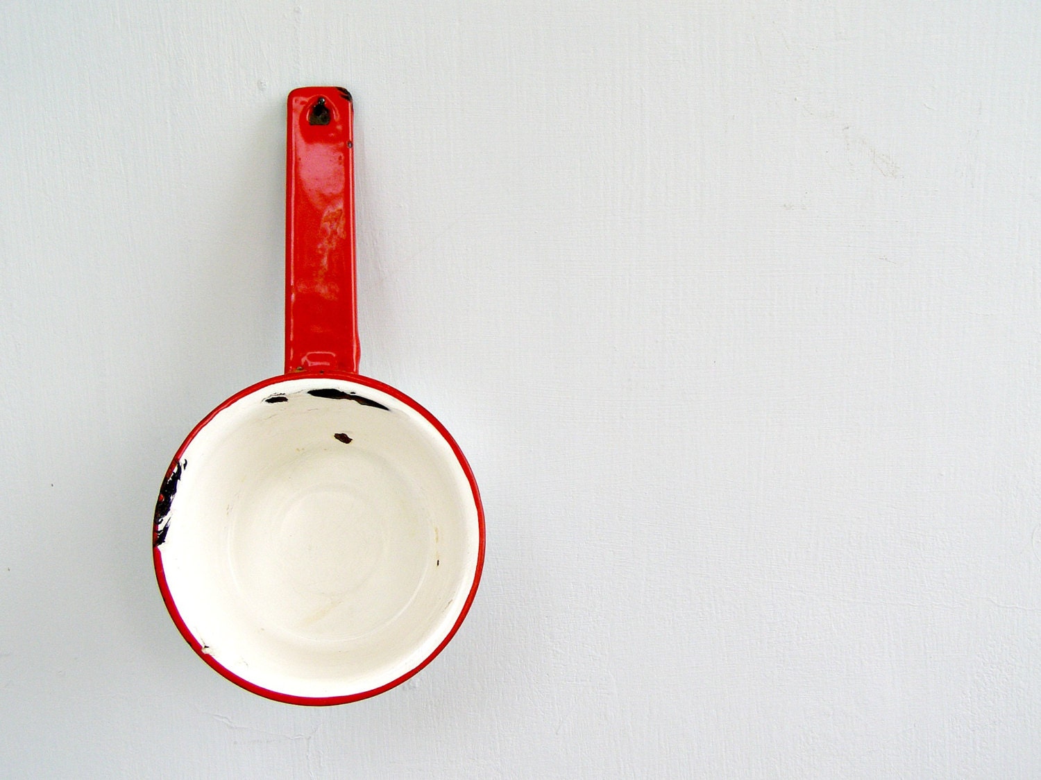 Rustic Enamel Pot, Mid century Enamelware, White Enamel Pan, Red rim