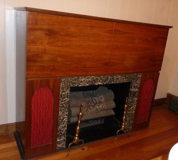 Mid Century Modern Vintage stereo bar and fireplace