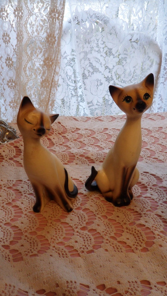 ceramic siamese cat made in japan