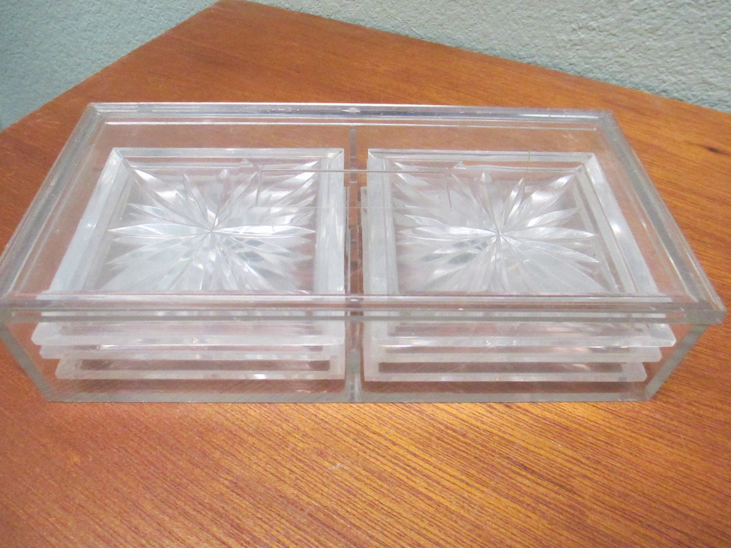 Clear Acrylic Coasters in storage container Set of 6 used