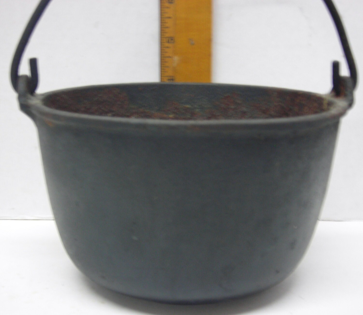Vintage Hollands Cast Iron Smelting Pot With Handle