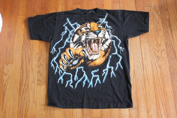 american thunder shirt vintage