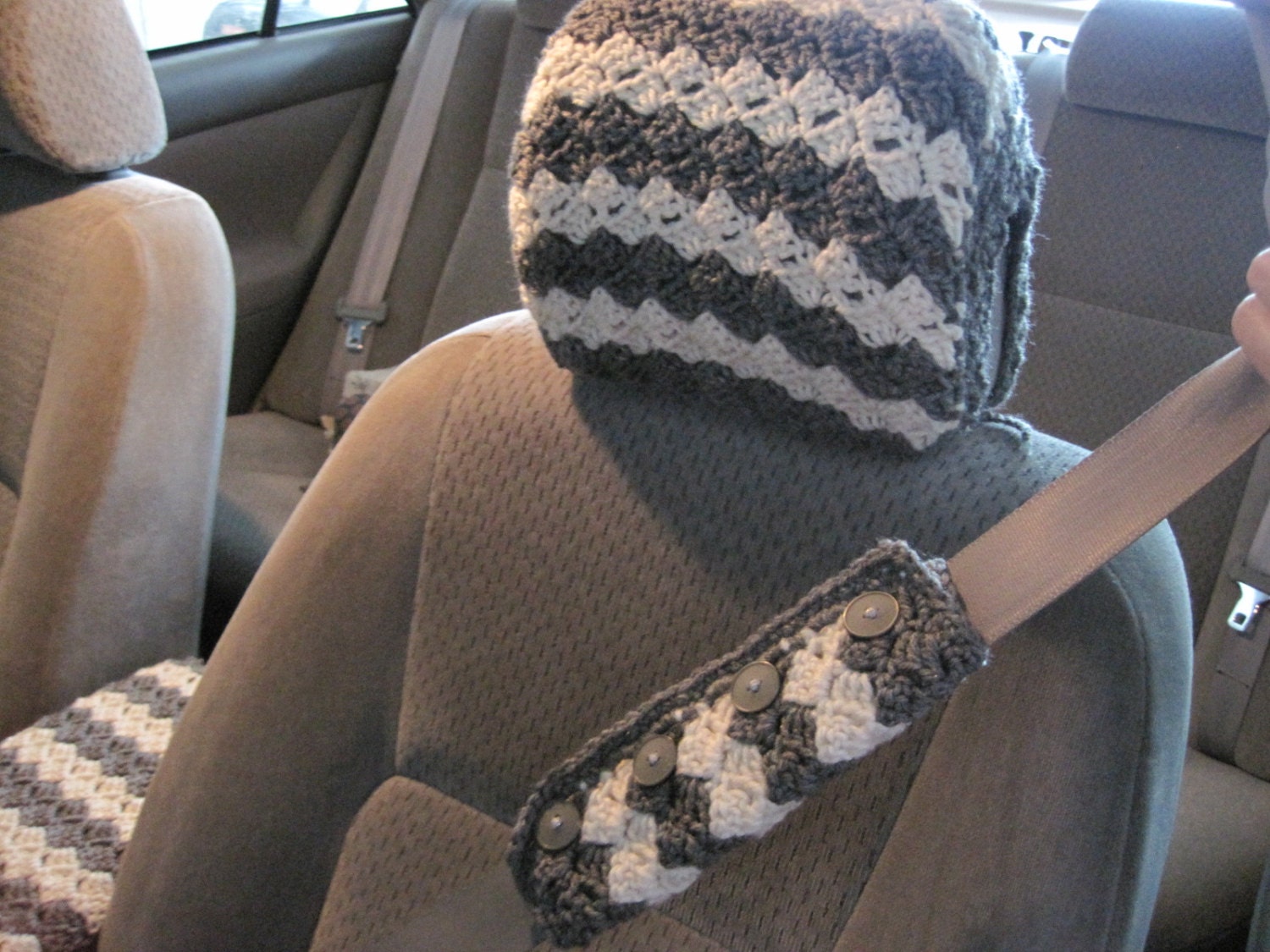 Crochet Car Front Seat Headrest Cover grey heather/aran