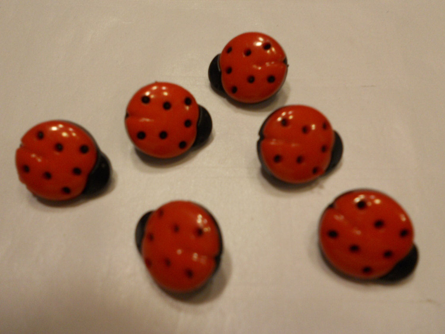 6 ladybug buttons 16 x 14 mm 10 by petrascrafts64 on Etsy