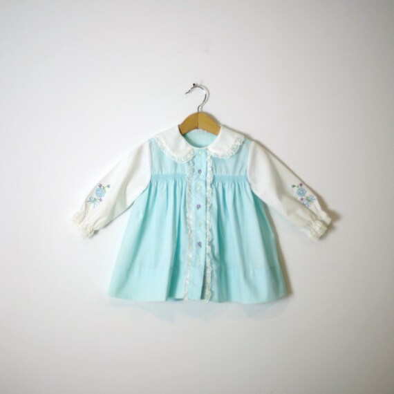 Vintage Baby Dress in Sky Blue and Embroidery 1970s