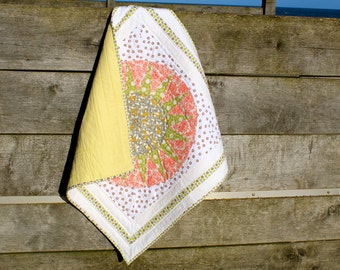 Baby Girl Quilt, Sofa Throw, Modern Quilt, Traditional Patchwork, Spring Colours, Star Quilt