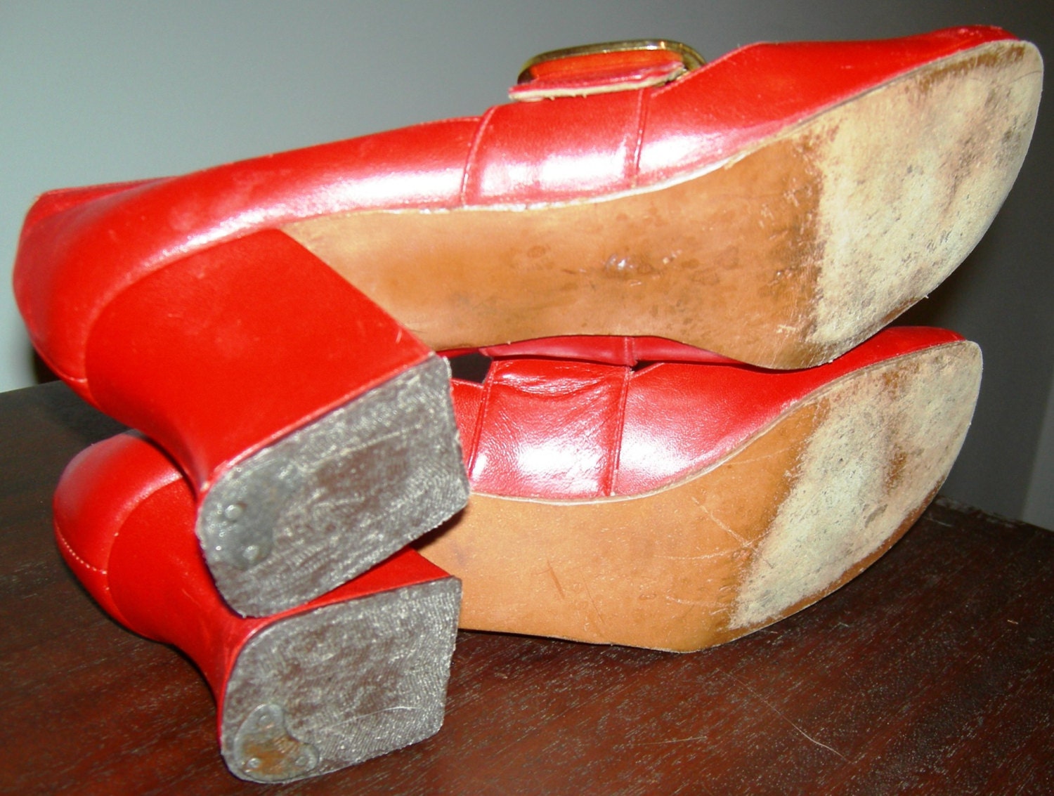 1960s mary jane shoes