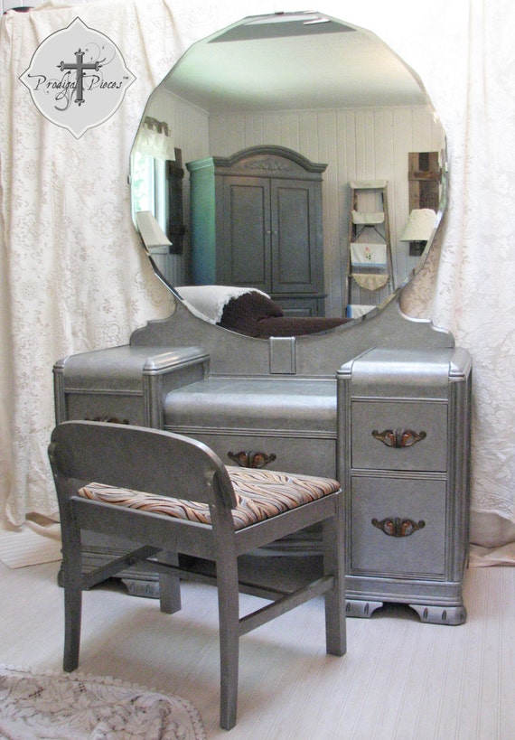 Vintage Art Deco Waterfall Dressing Table/Vanity with Bench