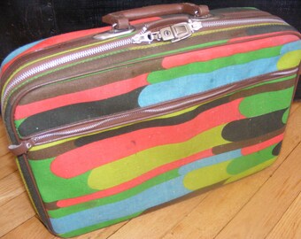 Funky Retro Penguin Travelers Overnight Luggage Bag