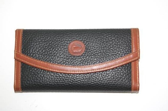 Dooney & Bourke Wallet // Vintage Black Brown by besosvintage