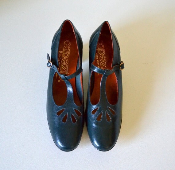 vintage capezio t strap flats