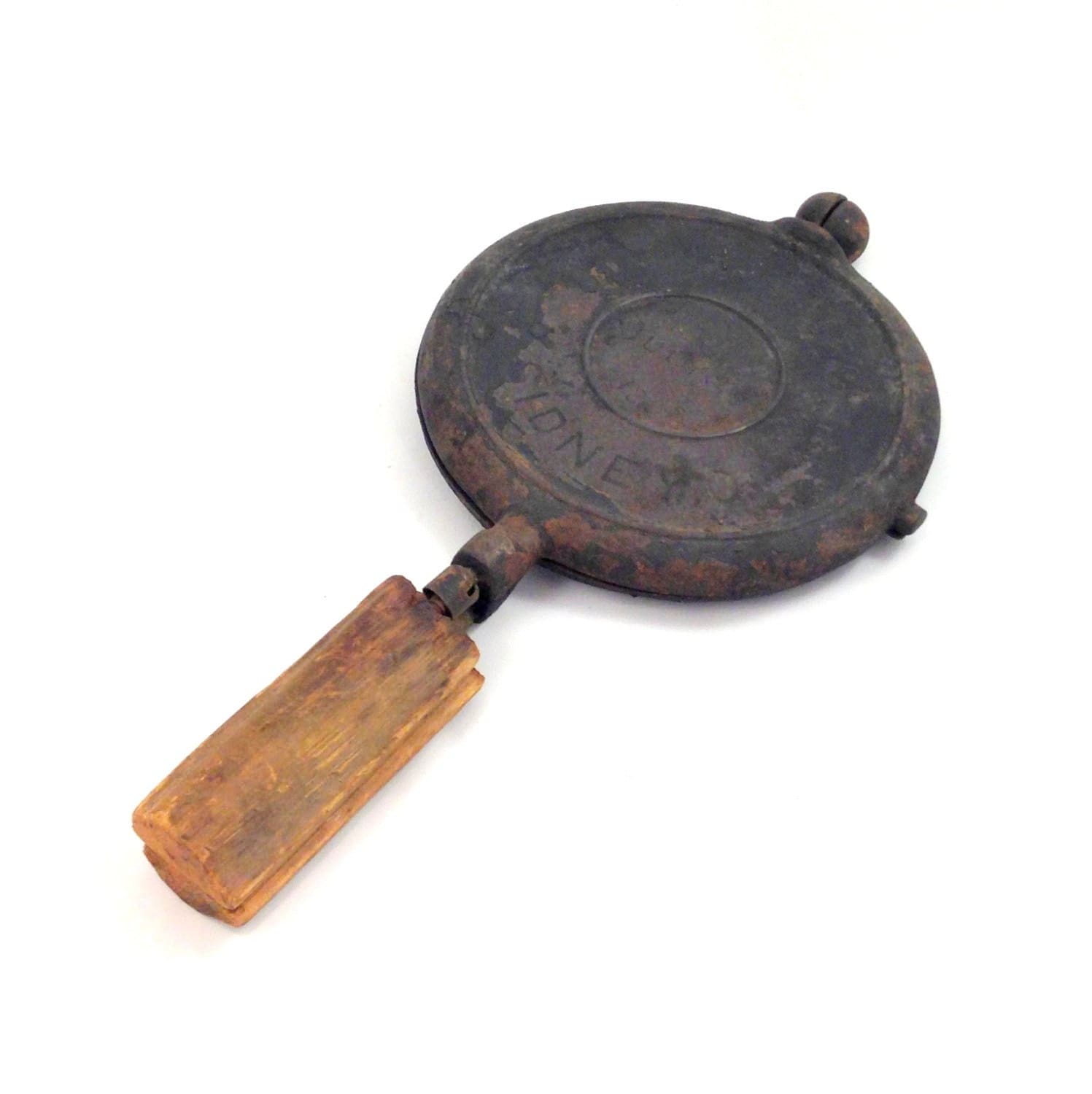 Antique Wagoner Cast Iron Waffle Maker