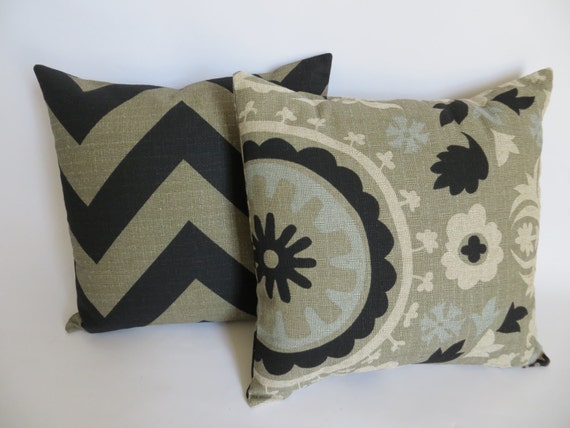 Set Of 2 Decorative Throw Zipper Pillow Covers Black By Pillomatic   Il 570xN.444004977 Apkx 