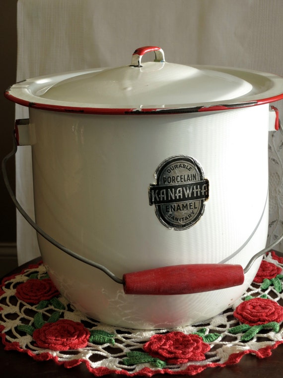 Vintage Kanawha Porcelain Enamel Sanitary Potty/Diaper Pail