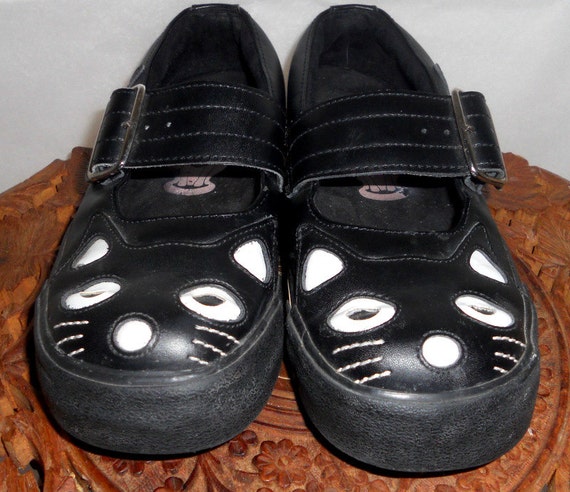 tuk kitty mary janes