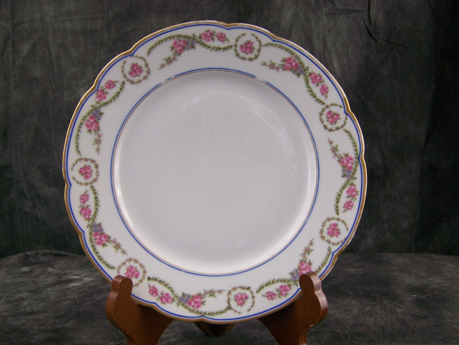 Haviland Limoges scalloped edges with gold trim pink