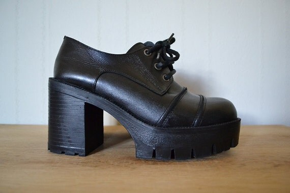 90s chunky platform heels