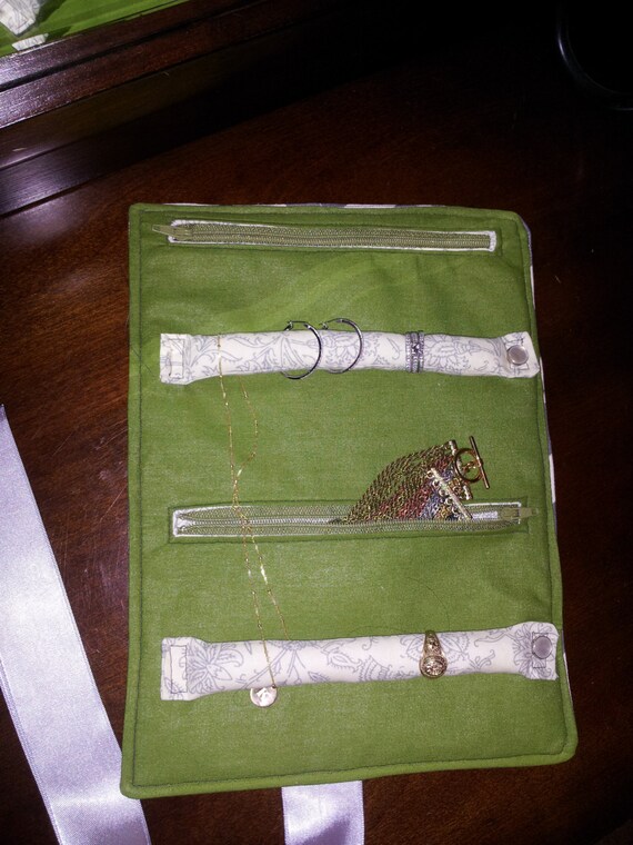 Handmade Jewelry Roll Made to Order Great by UrbanChicThreads