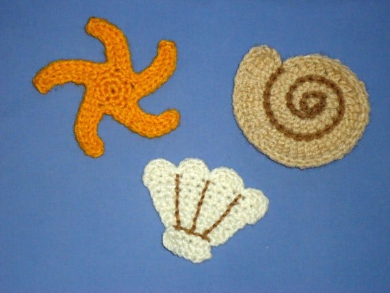 seashell-applique-pattern-set-of-a-crochet-sea-shell-clam-and