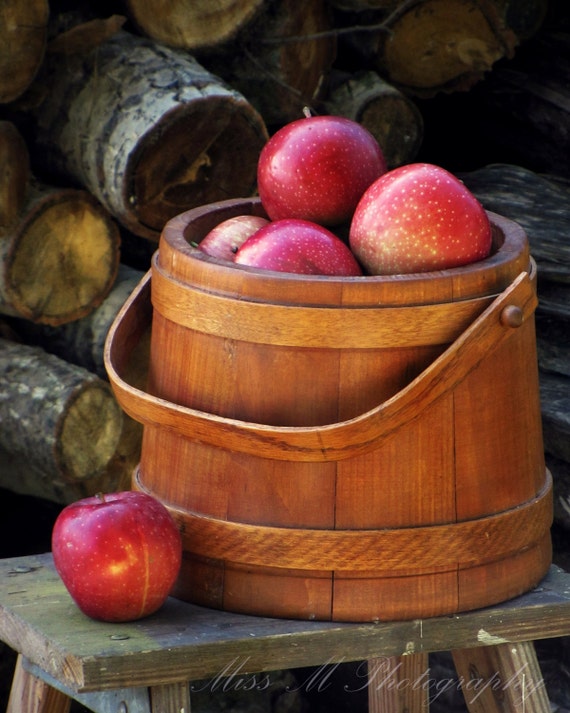 Items similar to Apples, Red, Brown, Wood, Kitchen, Rustic, Country, Farmhouse, Home Decor