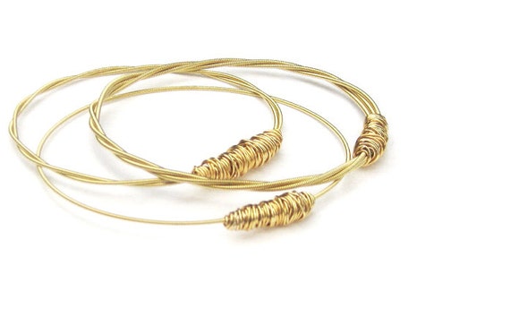 Gold Bangle Bracelets // Set of 3 Bracelets // 3 Styles // Gold Guitar Strings, Wire Wrap // Medium Thick  // Gift  // Eco-Friendly Jewelry