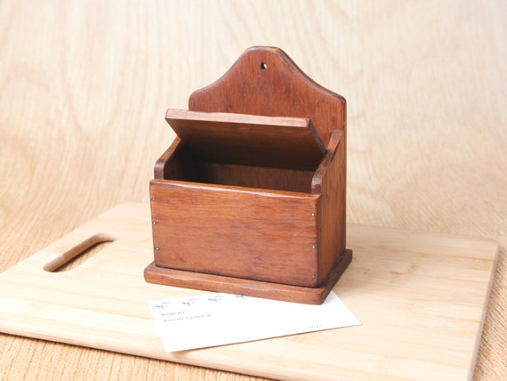 Speak this Vintage recipe boxes are Words... agree Vintage recipe boxes not so