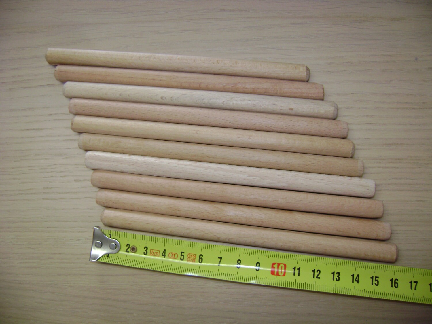 Wooden Unfinished Dowels 6.3 16cm
