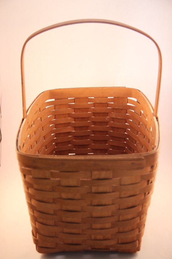 Vintage 1992 Longaberger Basket
