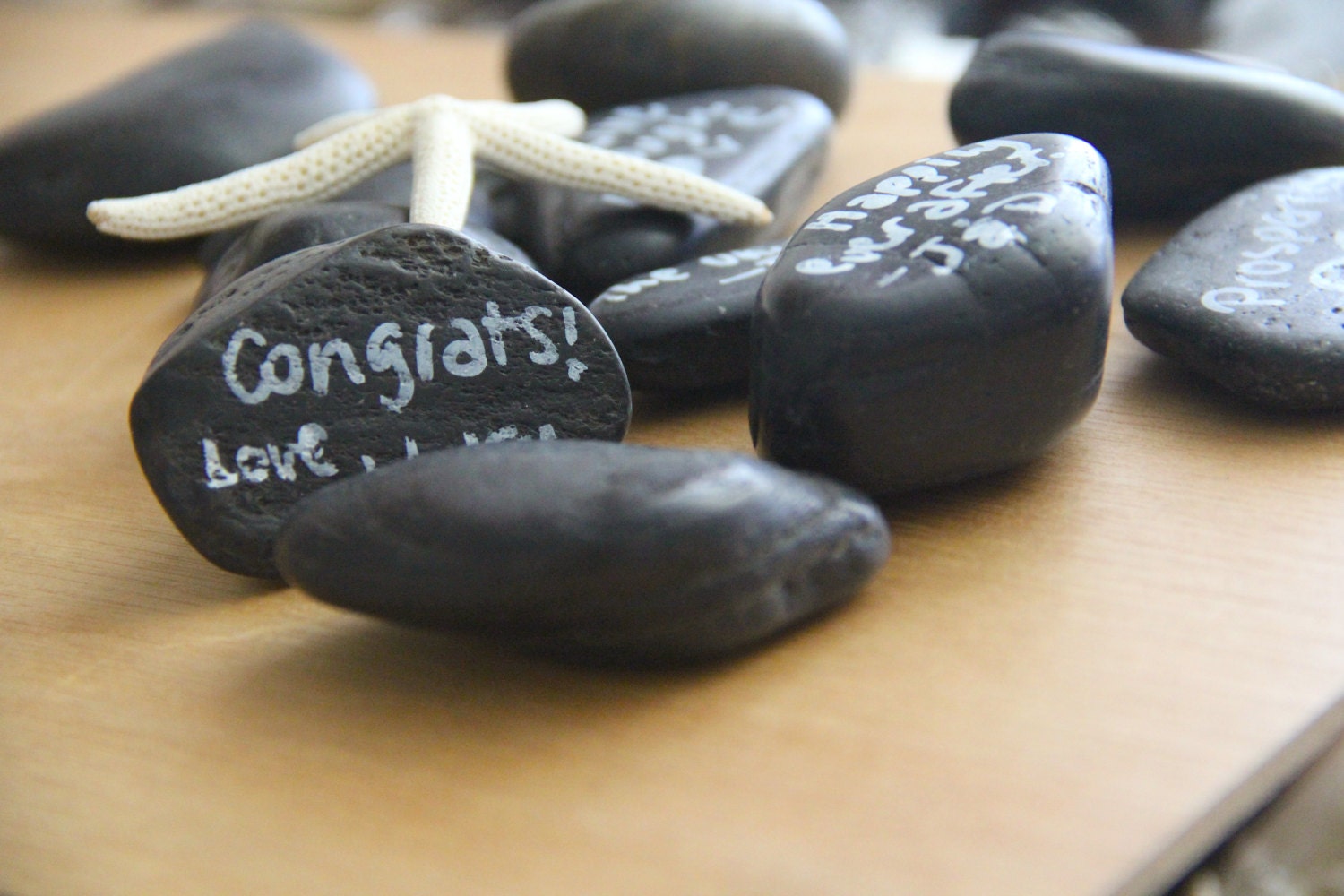 100 WiShiNG StoNeS GUEST BOOK with Treasure BOX Stones Wedding