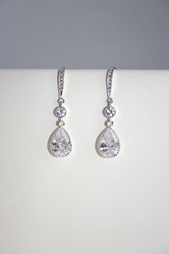 Crystal drop earrings Bridal earrings Bridesmaid earrings