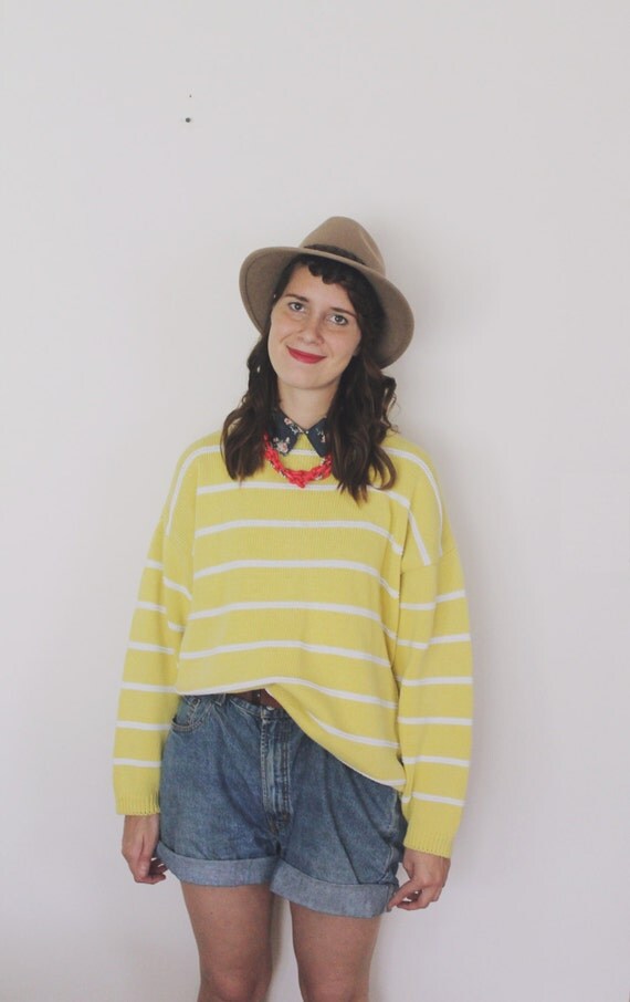Vintage 1970's Fistful of Daisies Sweater
